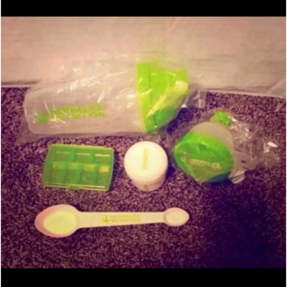 Herbalife accessories kit
